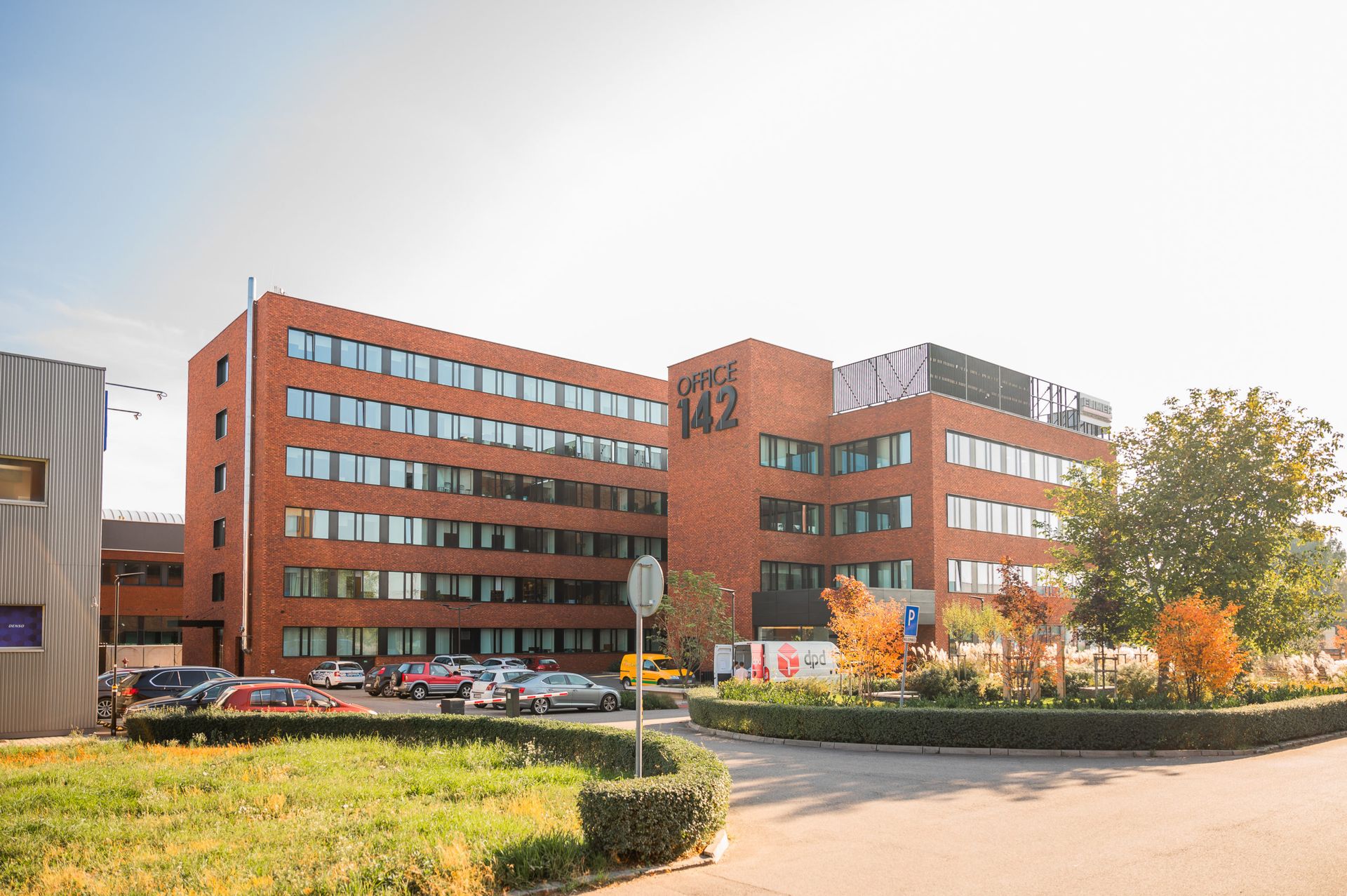 Office 142, Vajnorská 142, Bratislava — sídlo grantove-poradenstvi.cz